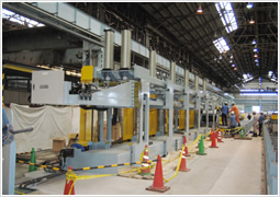 バックベット（水平上下式・引抜中心NC制御タイプ）